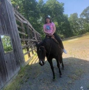 Meet your Posher, Brooke